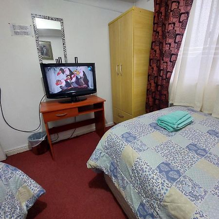 Hospedaje Familiar Punta Arenas Extérieur photo